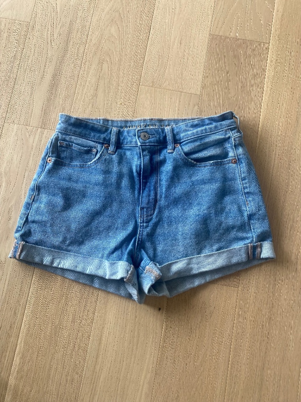 American Eagle Jean Shorts Size 4